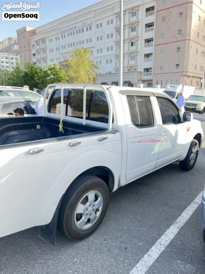Nissan Navara XE 2