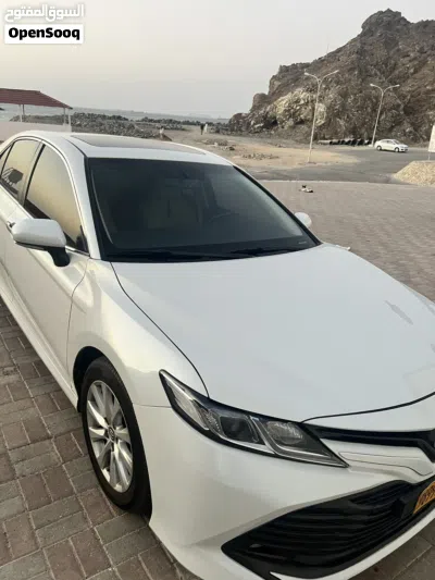 تويوتا كامري GLE 2