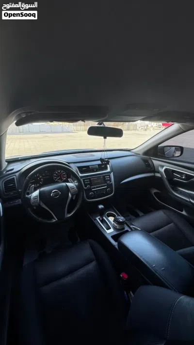 Nissan Altima SR 3