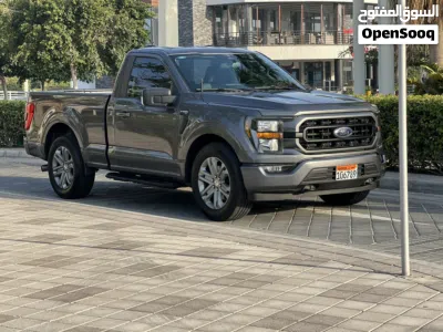 Ford F-150 XLT 2