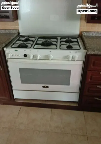 غاز للبيع خمس عيون وفرن 2