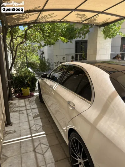 Mercedes Benz E-Class E 200 4