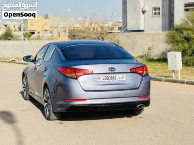 كيا K5 GT-Line FWD 3