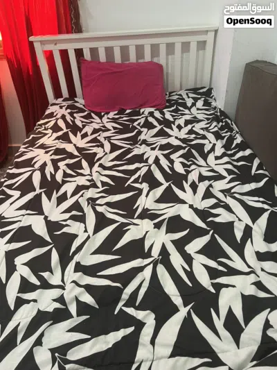 غرفه نوم سرير 160*200 مع المرتبه مع دولاب 30 دينار سريرين اطفال 120*200 مع المراتب 25 دينار 4