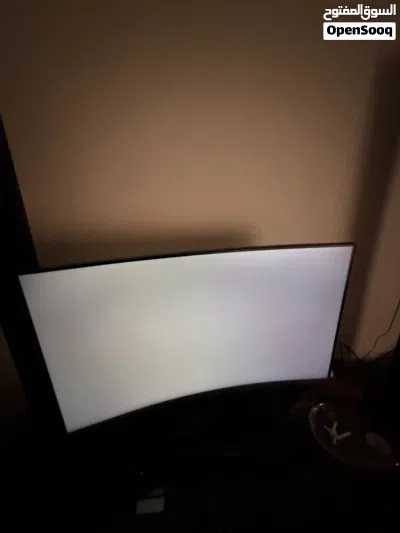 شاشة سامسونج 32 إنش منحنية FHD 75Hz HDMI/VGA موديل C32R500FHM 4