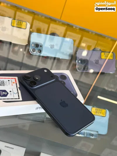 iPhone 17 pro max 256 Blue 4