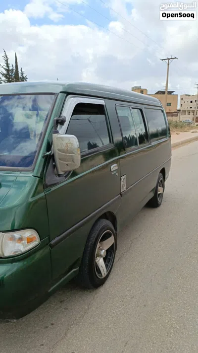 Hyundai H 100 2