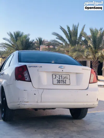 Chevrolet Optra LS 4