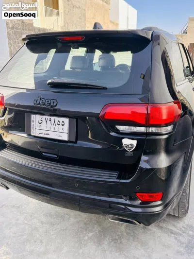 Jeep Grand Cherokee Standard 3