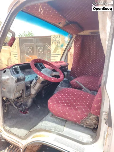 Mitsubishi Fuso Rosa 2