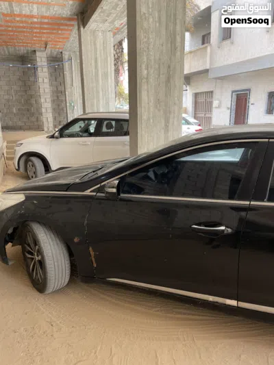 Hyundai Azera GL 2
