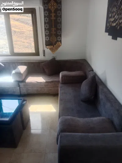 طقم كنب للبيع بسعر مغري جداً 4