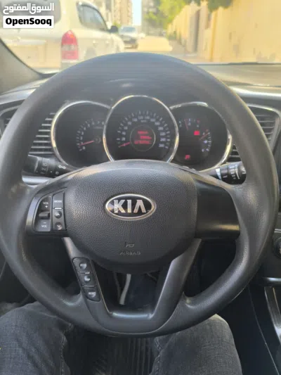 Kia K5 Standard 3