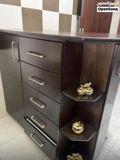 طاولة مطبخ وسط 4