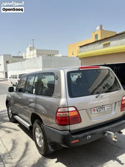 Toyota Land Cruiser GXR 4