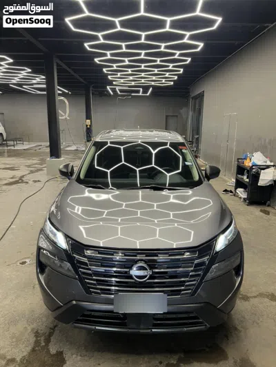 Nissan Rogue SL 2
