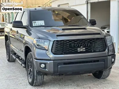 Toyota Tundra Base 4