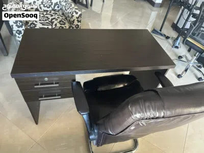كرسي مكتب جلد + مكتب 3