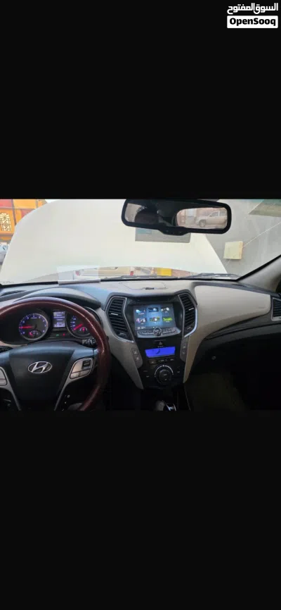 Hyundai Santa Fe Limited 3