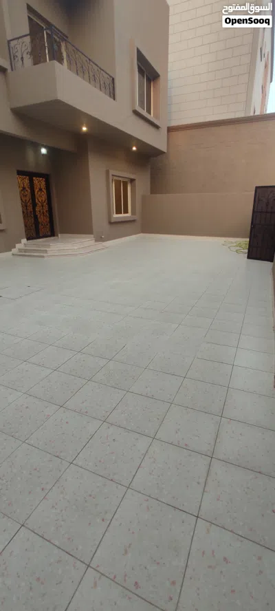 للإيجار بالمنقف دور ارضي راقى 3