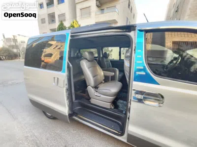 Hyundai H1 Standard 4
