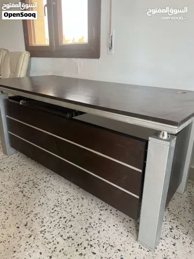 مختص فك وتركيب وصيانة جميع المطابخ والديكورات وفك وصيانة جميع انواع الاتات المنزليه 56544 3