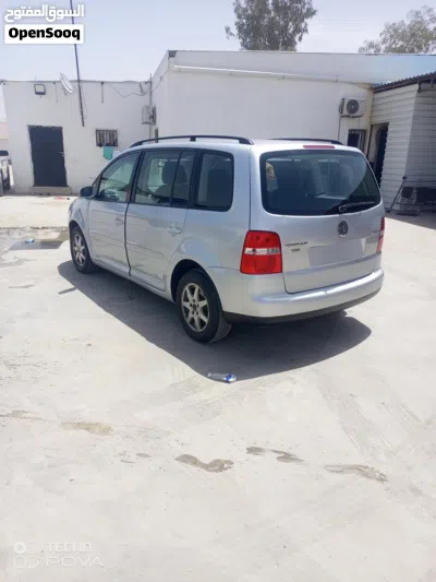 Volkswagen Touran SEL 4