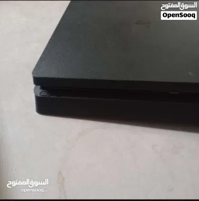 بيع بلاستيشن 4 مستعمل شئ بسيط 4