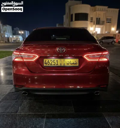 Toyota Camry SE 2