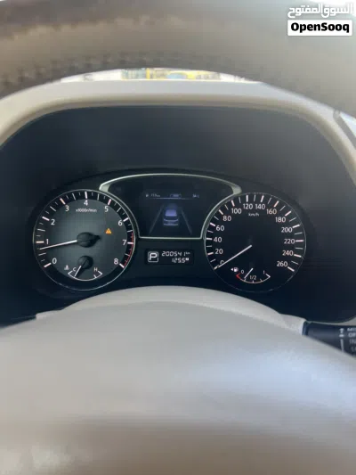 Nissan Pathfinder SV 2