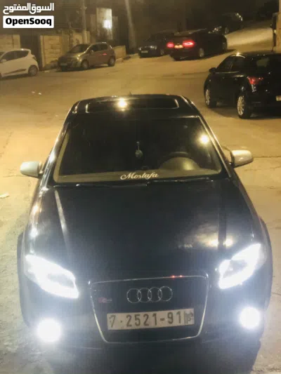 أودي A4 Sedan 2