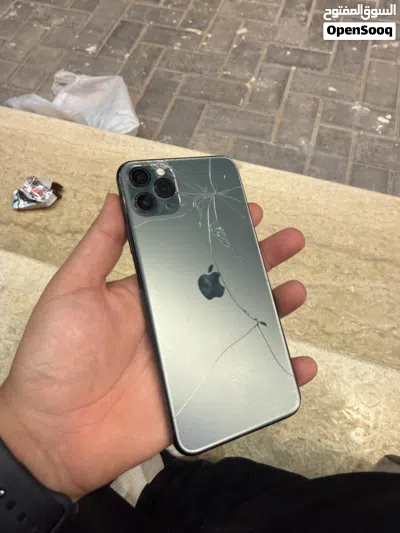 ايفون 11برو ماكس للبيع مستعجل 2
