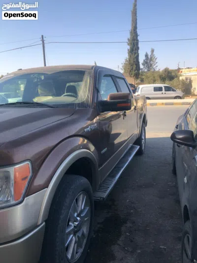 Ford F-150 Lariat 4