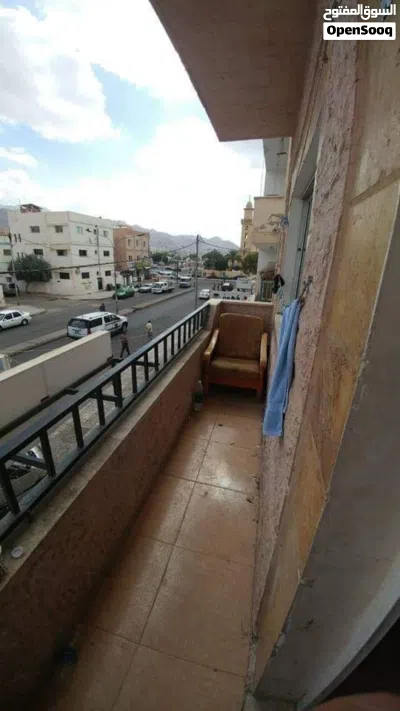 شقة للبيع على الشارع الرئيسي المحدود الوسط 2