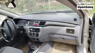 Mitsubishi Lancer GL 2