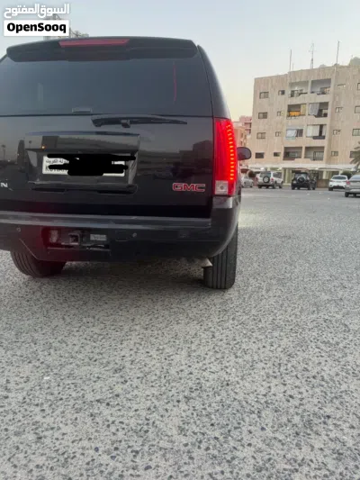 GMC Yukon SLE 3