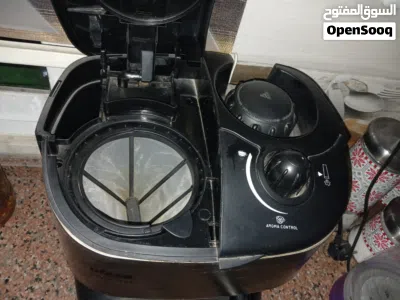 ماكينة اسبريسو إيطالية للبيع بحالة ممتازه جداا وكاله 2