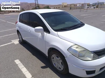 Nissan Tiida 3