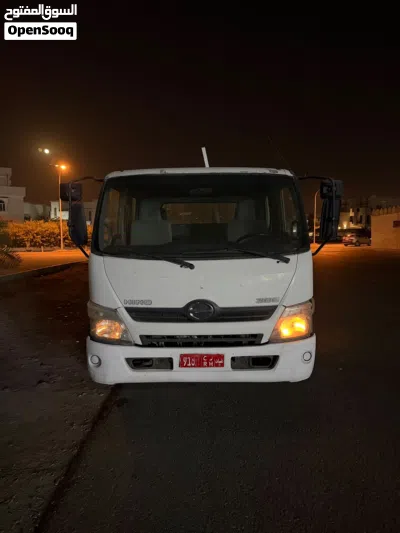 شاحنه هينو 4