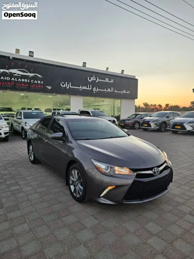Toyota Camry SE 3