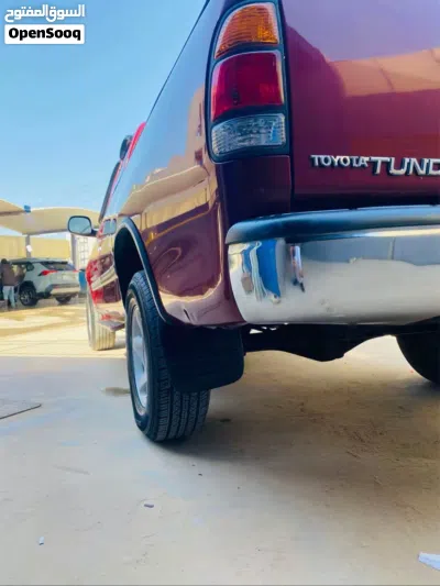 Toyota Tundra SR5 4