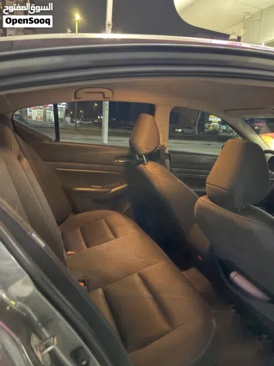 Nissan Altima SV 4