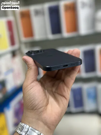 عرض خاص : iPhone 15 pro 128gb هواتف بحالة الوكالة مع ضمان بدون اي شموخ أو ماشكل و مع ملحقاته 4