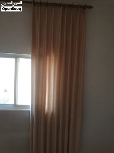ستائر. نظيفه للبيع 4