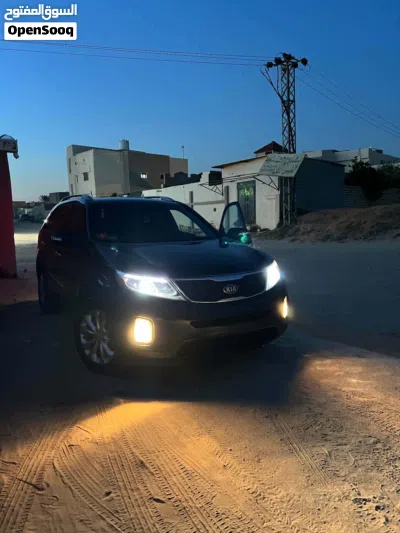 Kia Sorento EX 4