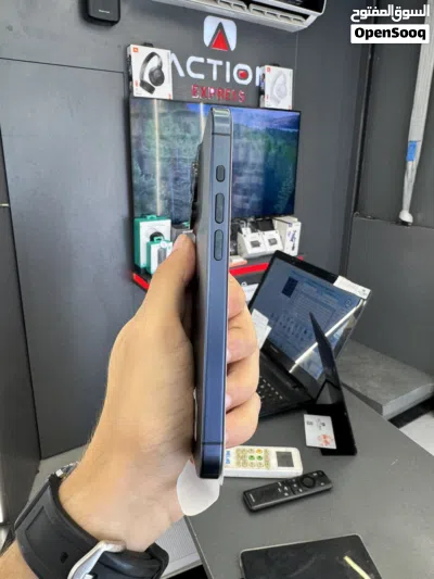 iPhones 15 pro 512gb used /////// مستخدم بحالة ممتازه بطارية 89٪ وارد أمريكي 2