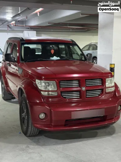 Dodge Nitro SXT 2