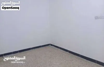 شقه للايجار طابق الاول في الحكيمية 3