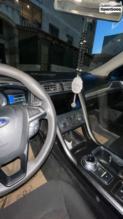 Ford Fusion SE 3