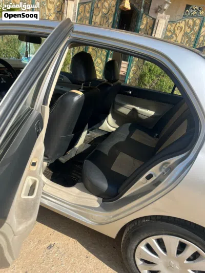 ميتسوبيشي لانسر GL 2